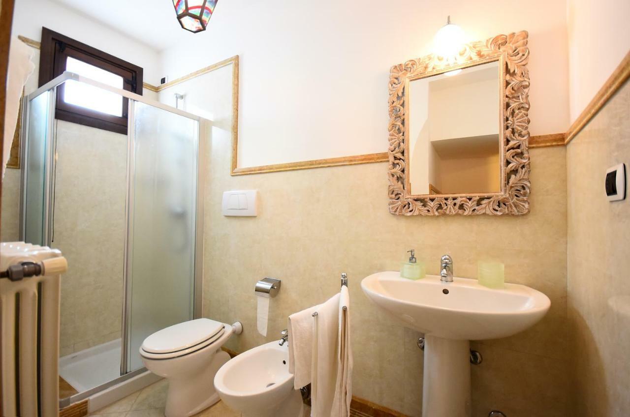 B&B Insula Gallipoli Bagian luar foto
